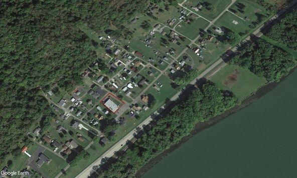 105 Union Dr, Clarington, OH 43915